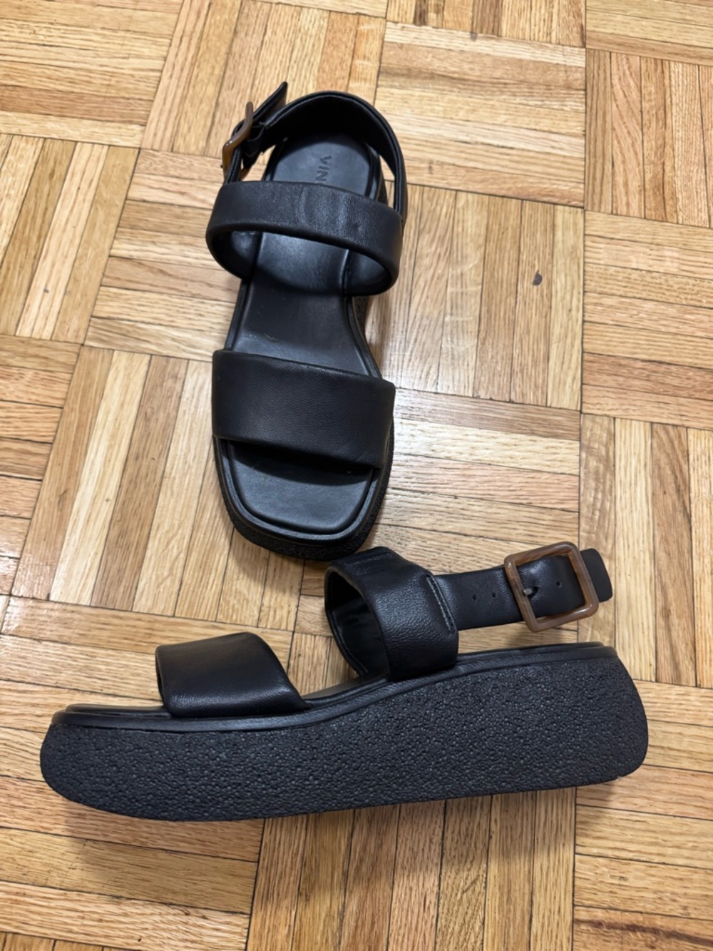 Vince Black leather Platform Strap Sandals